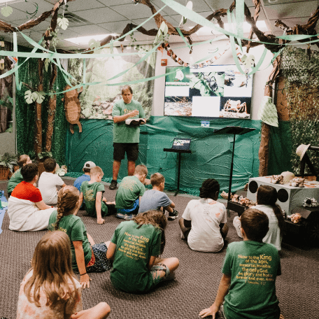 Man teaching kids at VBS